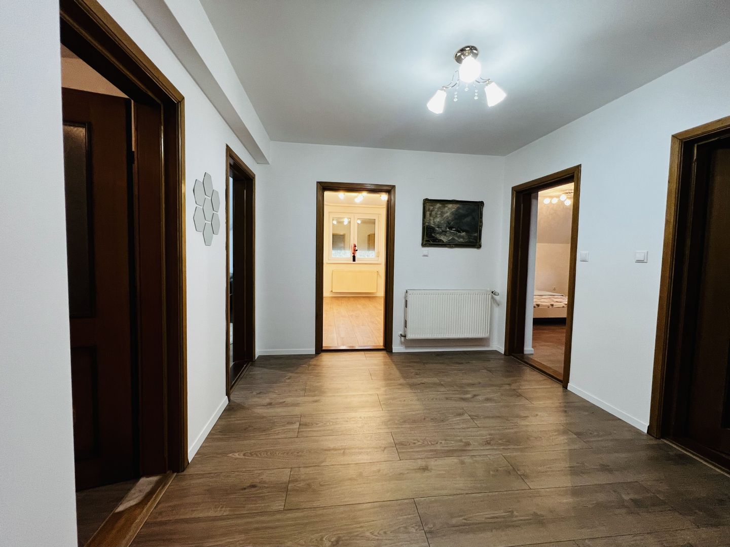Vila 6 camere complet mobilata -320 mp Utili - Zona Bogdanestilor - Poză 9