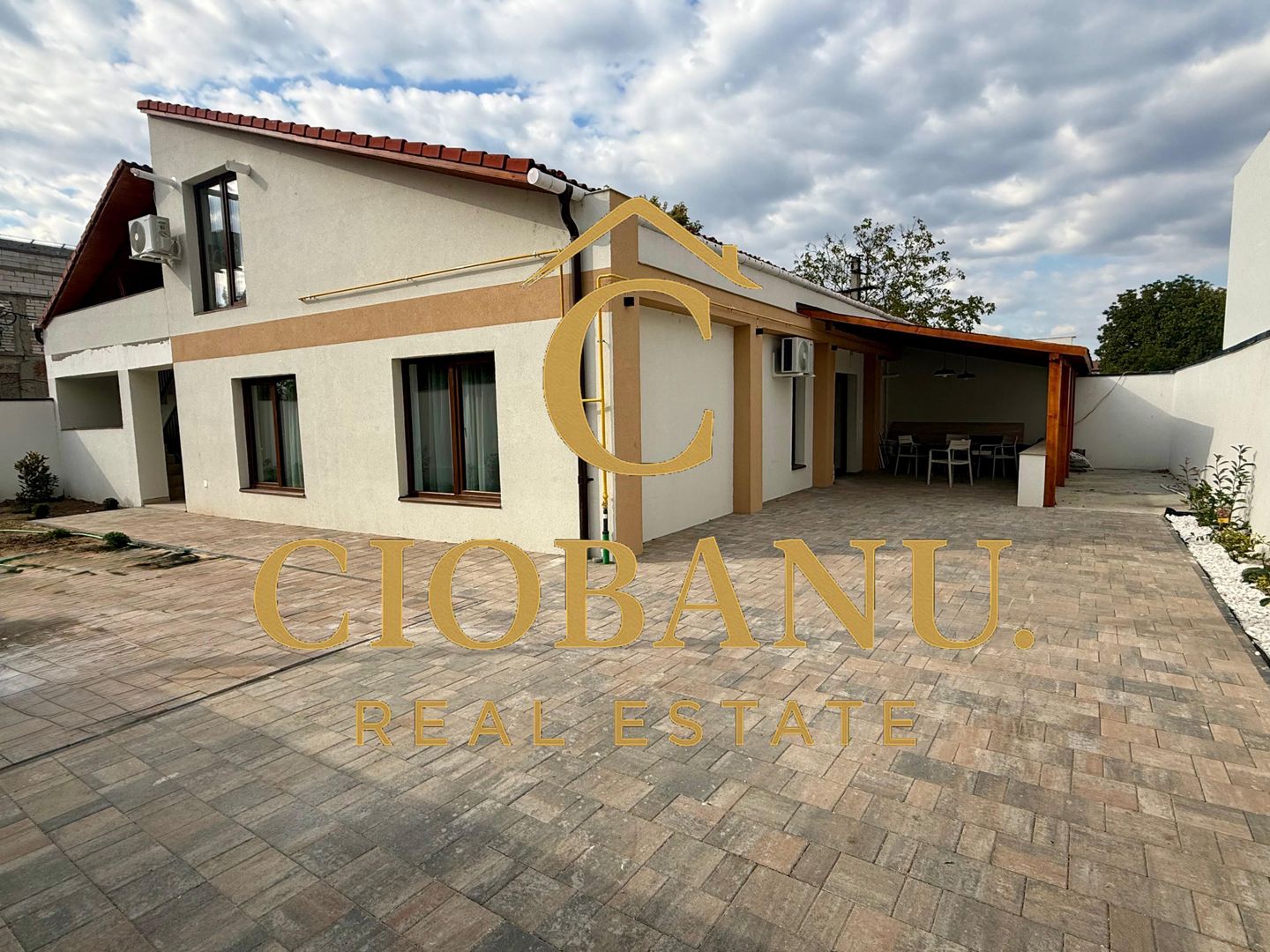 CASĂ DE LUX DE ÎNCHIRIAT – PARTER IN CRAIOVA- ZONA POTELU - Poză 19