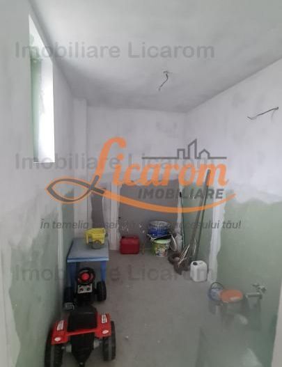Vila Stupini P+E, 5 camere,curte,acces auto.(Parte Duplex) - Poză 6