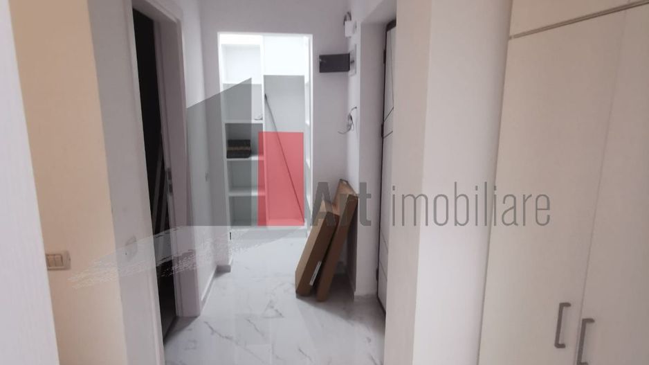 Inchiriem apartament cochet, 2 camere tip studio - Poză 8