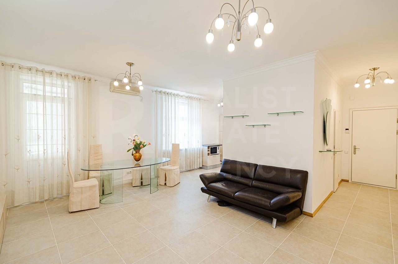 Chirie, apartament, 4 camere, str. Mihai Eminescu, Centru - Poză 2
