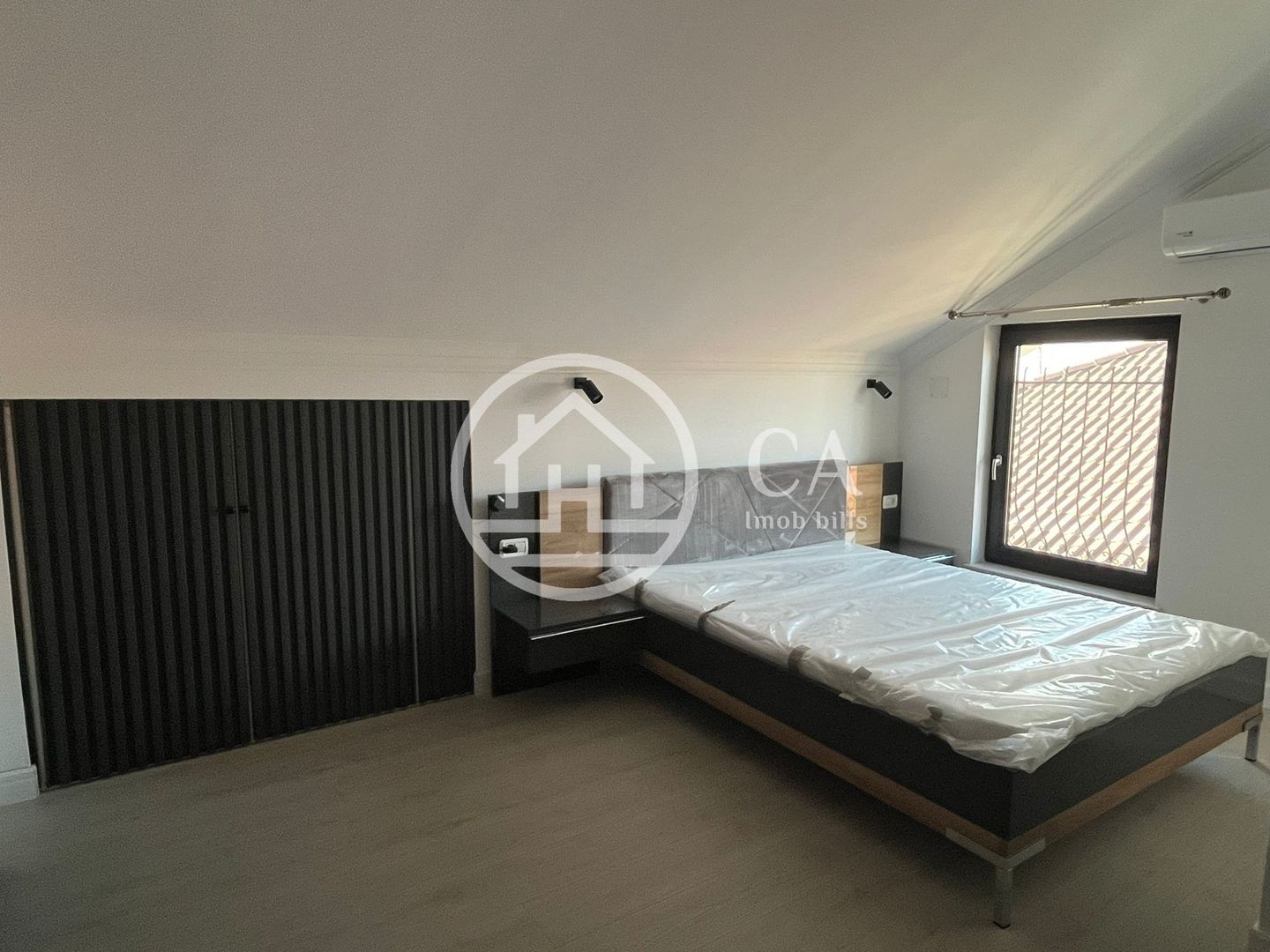 Casa de vanzare D+P+M cu 6 camere in Cartier Viena - Poză 15