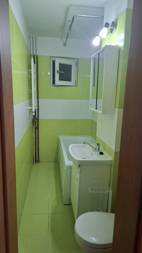 Spitalul Judetean | 3 Camere | Etaj 1 | Bloc izolat | - Poză 8