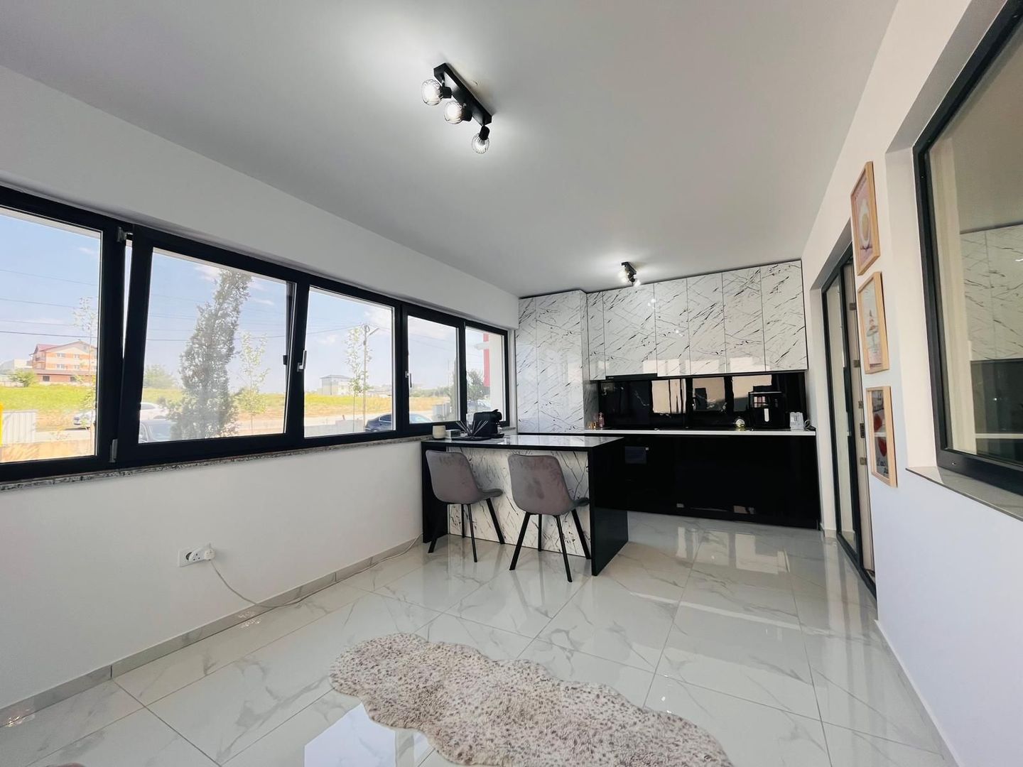 Eleganta si confort | 2 camere in bloc nou, parcare – zona Panoramic - Poză 6