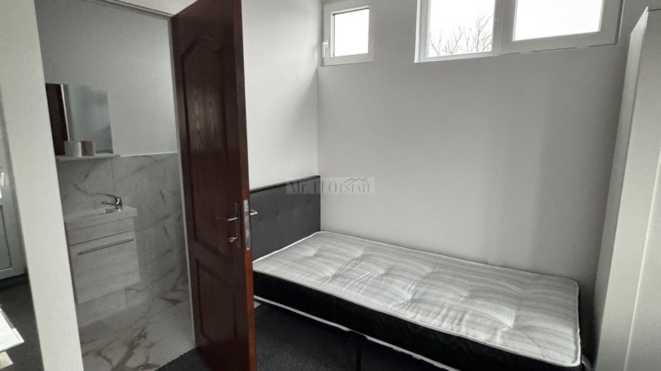 Vând clădire de apartamente + spațiu comercial - Comision 0% - Poză 2