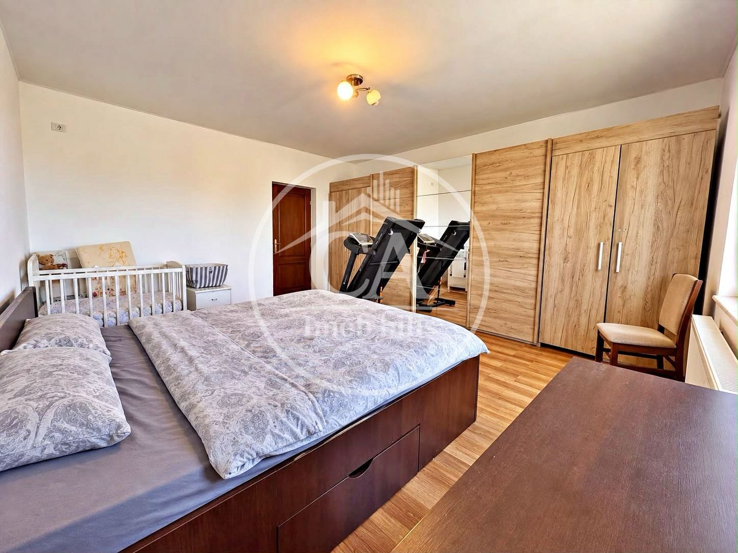 Casa de inchiriat cu 3 camere in zona Dealuri, Oradea. - Poză 2