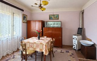 Casa 4 camere, anexe, teren 1349 mp, Galsa - Poză 9