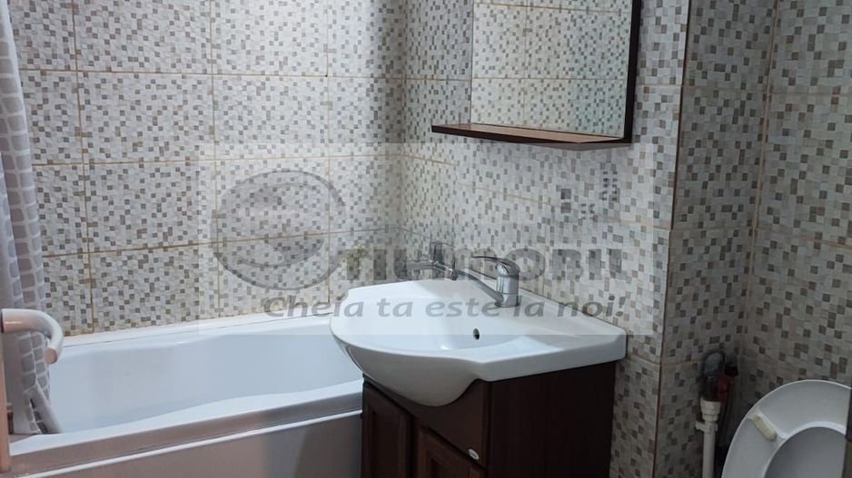 Apartament 3 Camere  PALAS  MALL - 540 euro - Poză 8