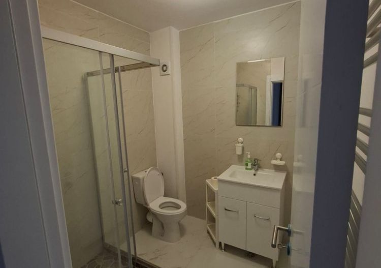 Garsonieră de închiriat Apărătorii Patriei Prima închiriere Centrală proprie - Poză 6