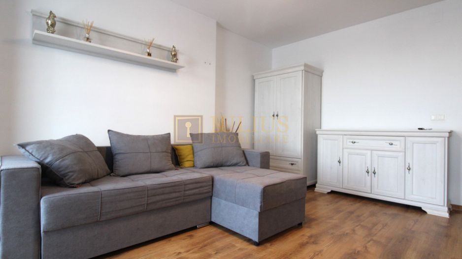 Complex URANUS PLAZA, zona Soarelui; rulouri electrice. - Poză 5