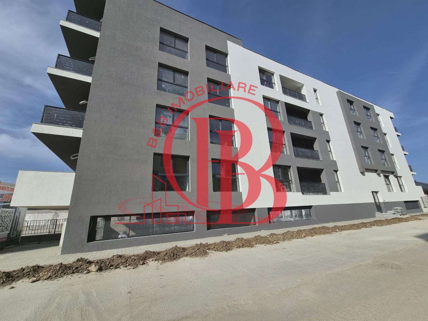 Apartament 2 camere bloc boutique parcul Teilor - Poză 16