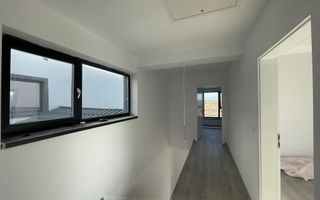 Duplex modern despartit prin baie - Mosnita Noua - Poză 7