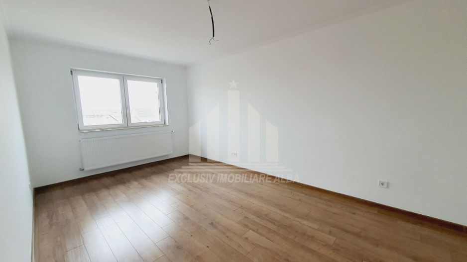 Casa tip duplex cu mobila de bucatarie, Dealul Furcilor - Poză 8