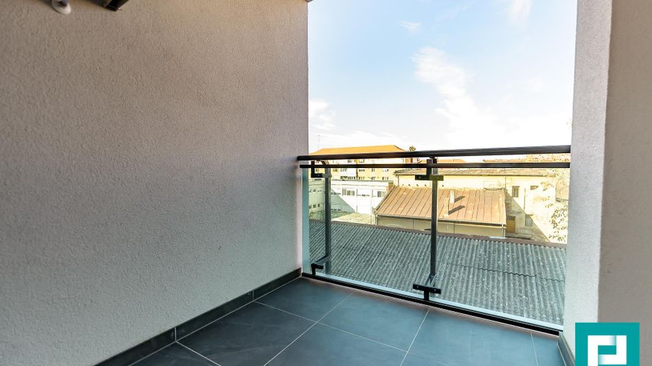 Apartament ultracentral cu 2 camere. - Poză 11