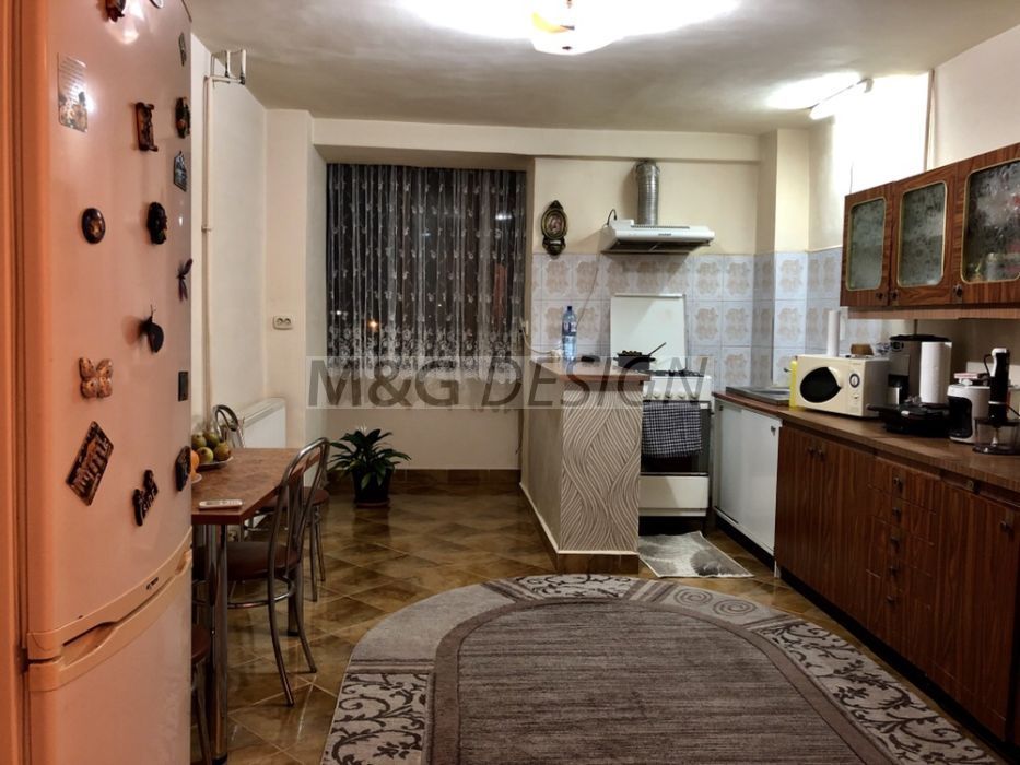 Apartament 4 camere zona Mircea cel Batran - Poză 2