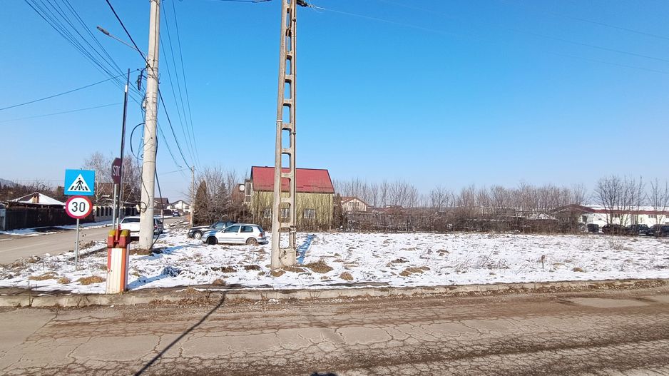 Teren intravilan zona semicentrala Harman - Poză 5