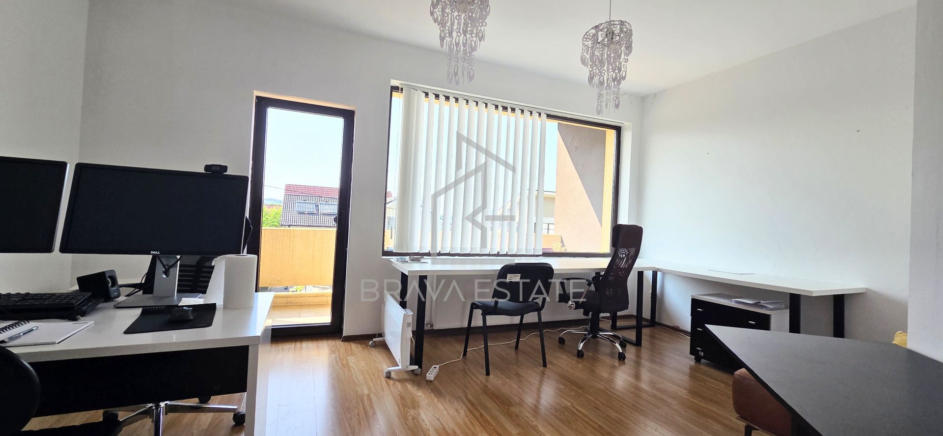 Spațiu birouri, 200 mp, 6 camere,  4 bai, 5 locuri parcare, zona Câmpului - Poză 3