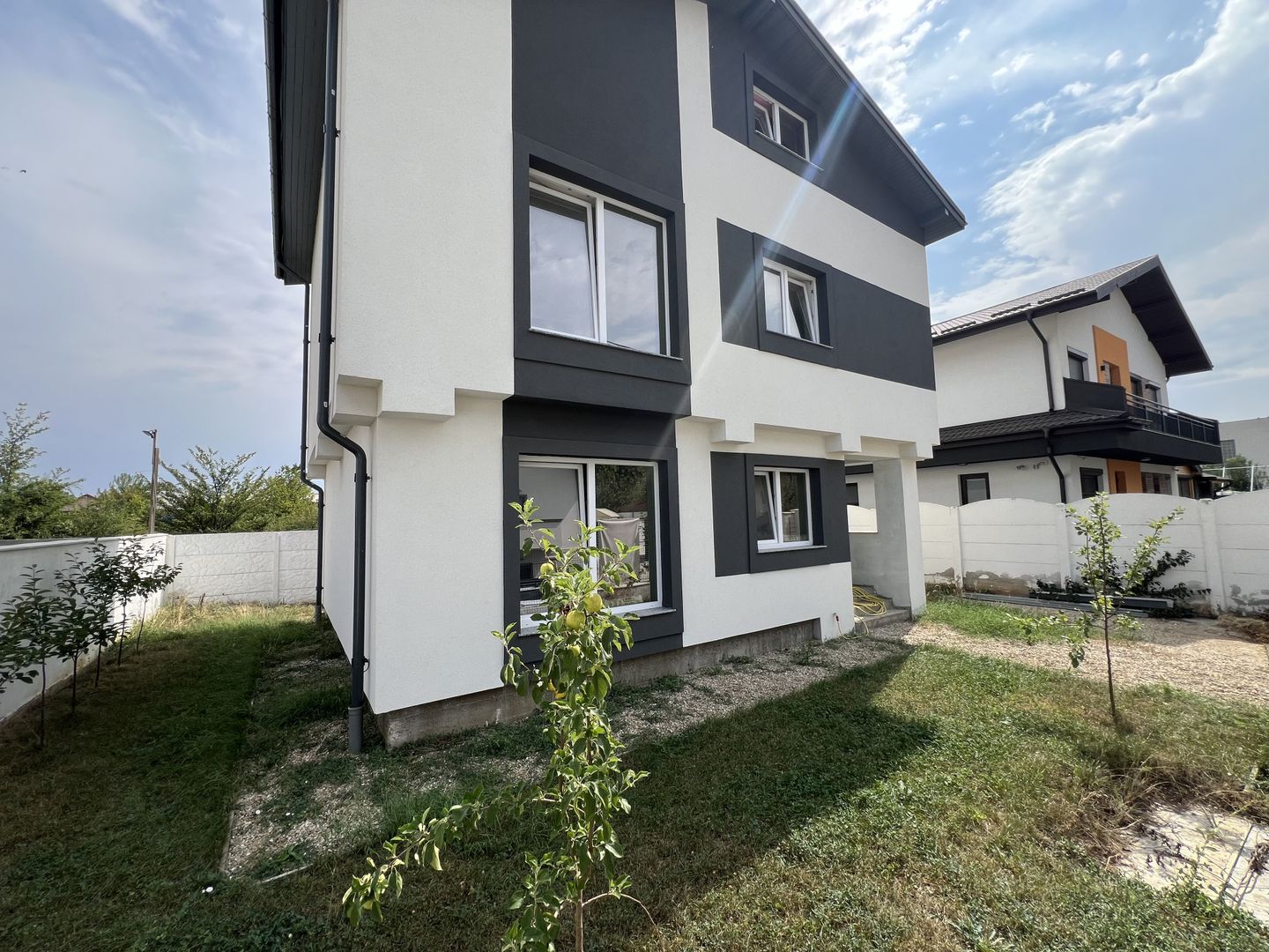 Vila individuala cu curte - Mogosoaia (COMISION ZERO) - Poză 3