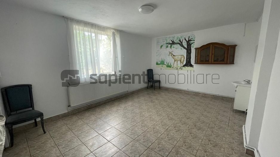 Casă spațioasă + Casă de oaspeți. Ideală pentru 2 familii! - Poză 5