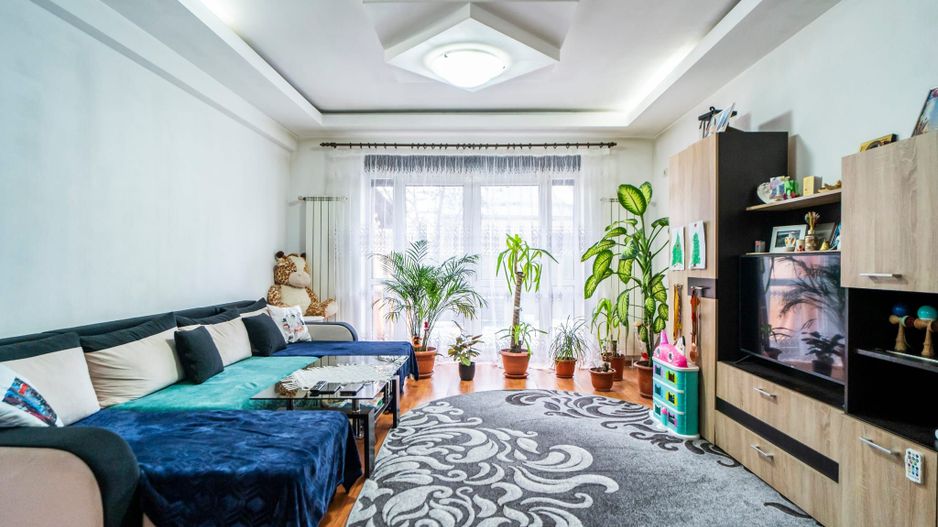 CIOROGARLA - DARVARI, casa 5 camere, P+1Et+Pod, teren 434, statie STB - Poză 3