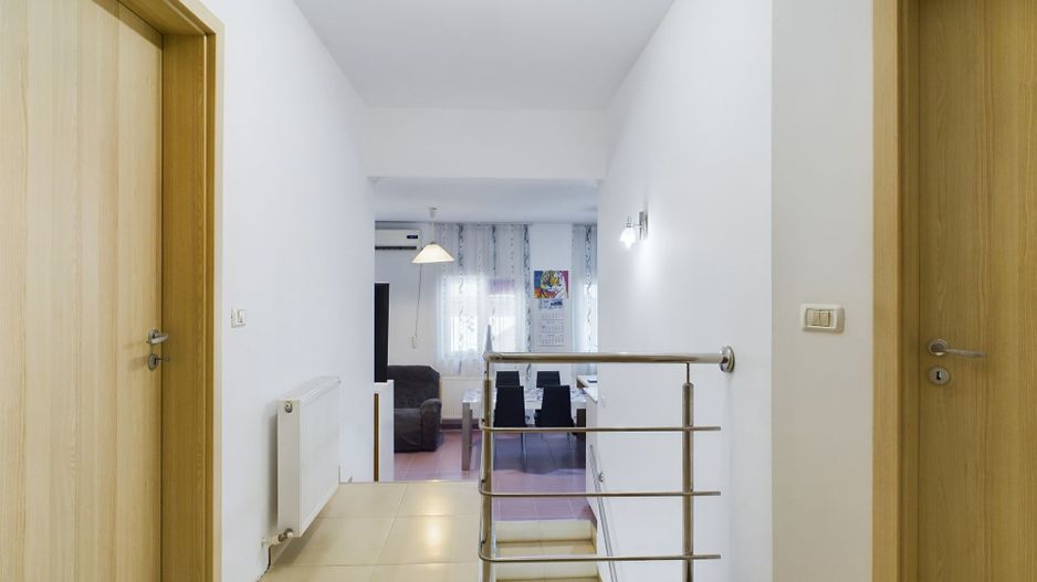 Casă individuală în Dumbrăvița - Poză 7