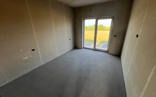 Duplex 5 camere despartit prin garaj | Giroc - Poză 12