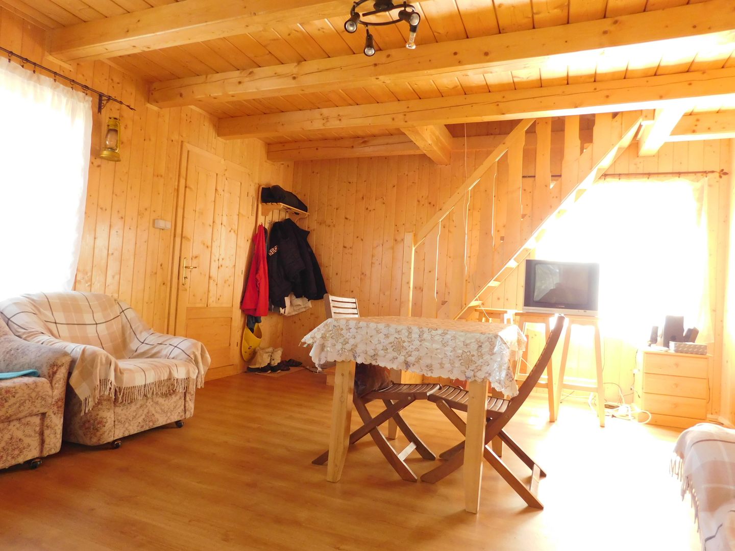 Casă de vacanta de vanzare, in Marisel, langa Cabana Motilor - Poză 11