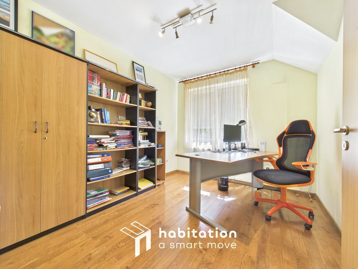 Casă de vânzare la liziera pădurii - Dumbrăvița - Tur virtual inclus - Poză 21