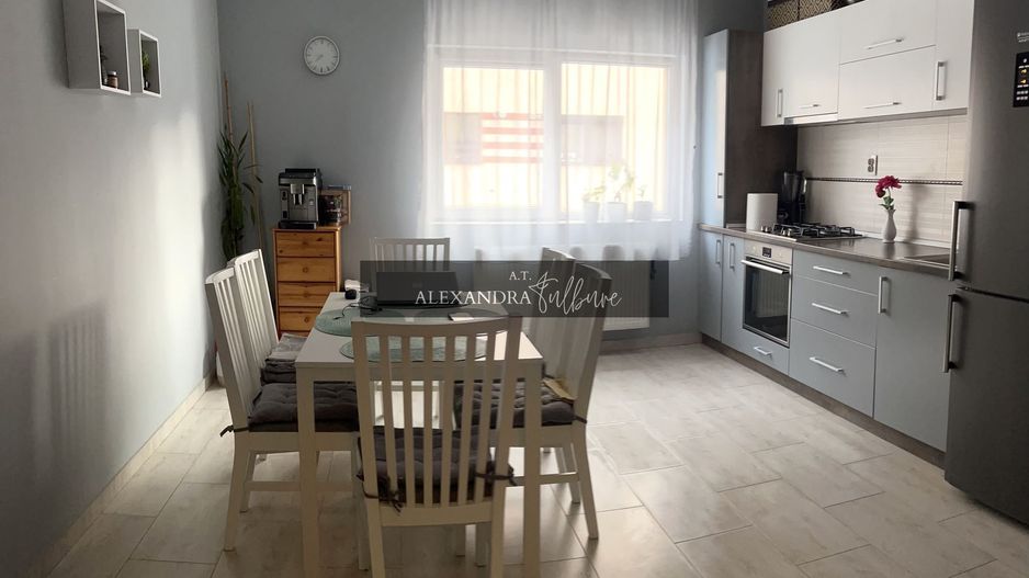 Apartament decomandat 2 camere, dressing, balcon, parcare, Buna Ziua - Poză 3