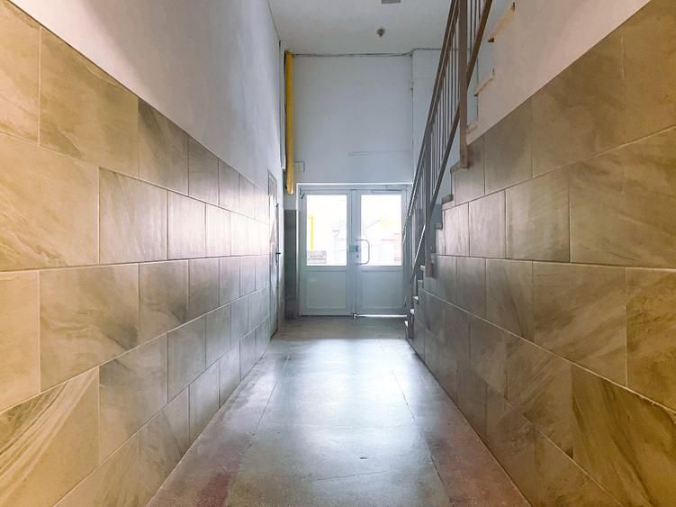 Zonă Centrală, bloc nou, apartament cu priveliște | 70 mp utili |  loc parcare - Poză 3