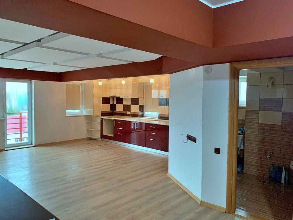 Vanzare Apartament 4 camere zona Gavana - Poză 2