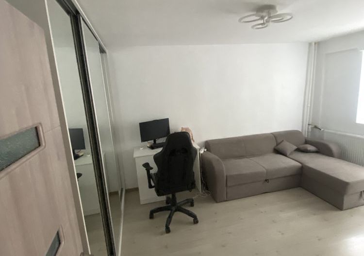 Universitatea Politehnica- apartament mobilat si utilat - Poză 2