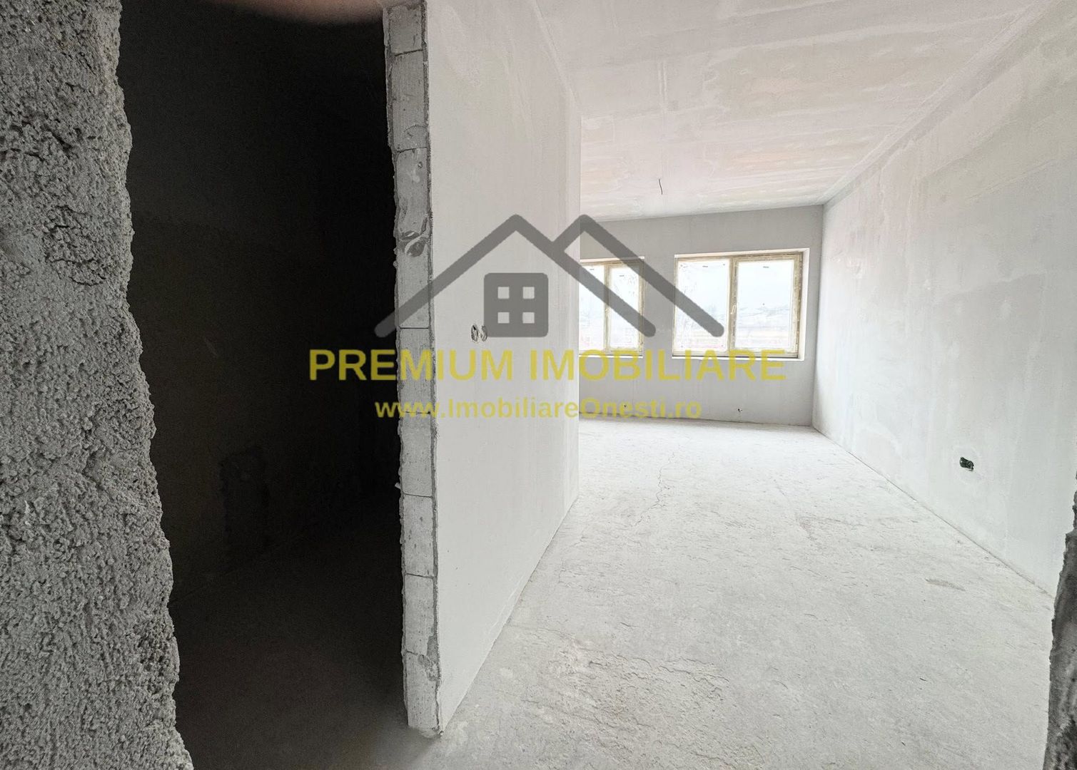 Oportunitate unică de investiție – Etaj complet de vânzare în Onești - Poză 10