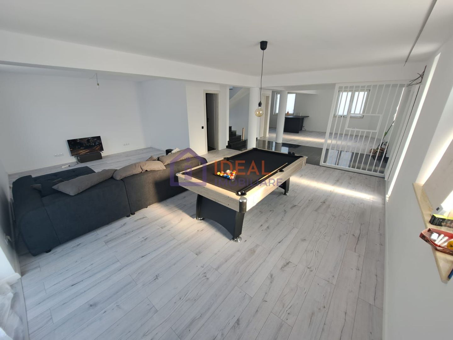 Casa Individuala LA CHEIE cu 250 mp utili, zona Strand - Poză 6