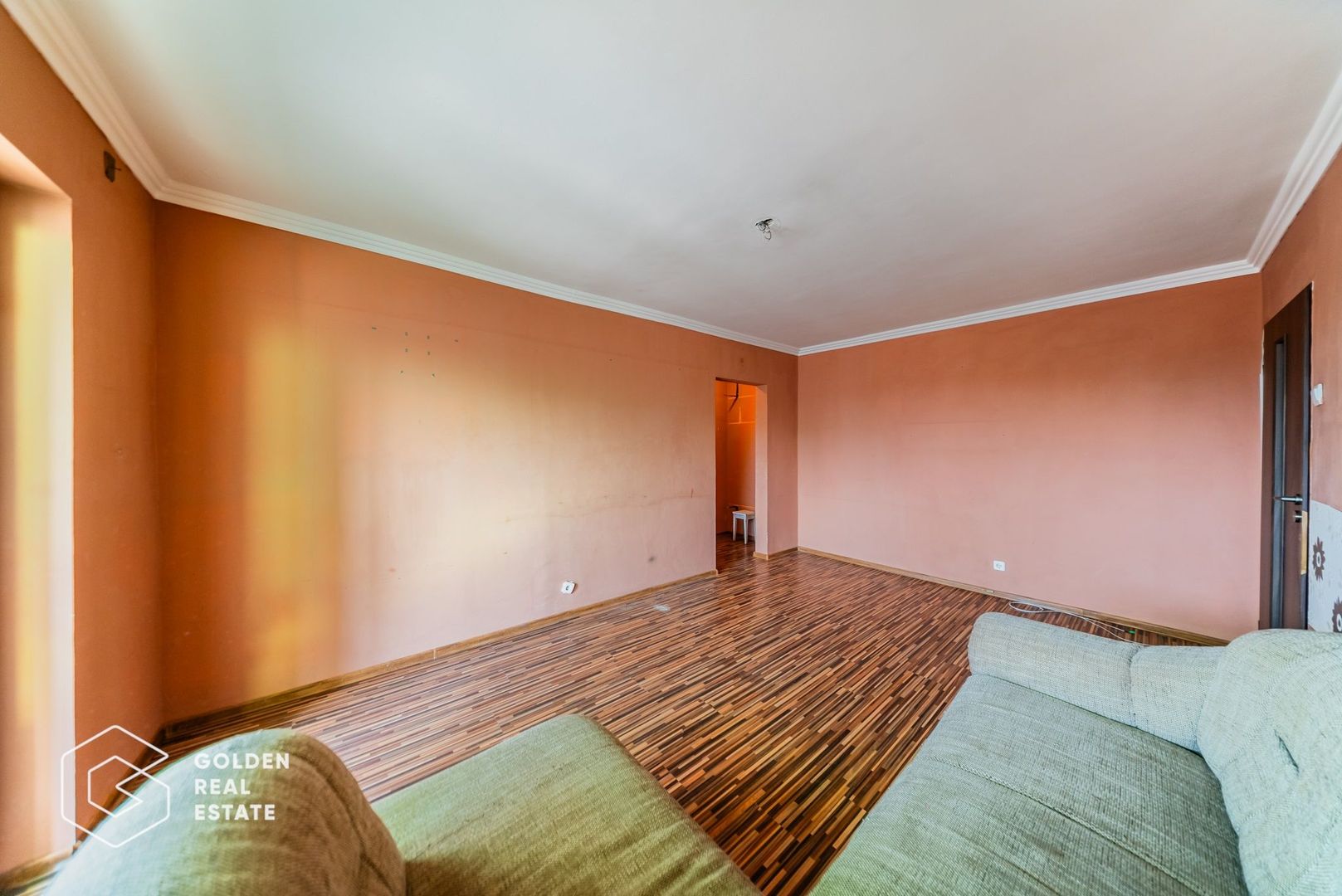 Apartament luminos 2 camere, zona Lebada, cu loc de parcare - Poză 3