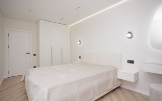 Vânzare, apartament 2 dormitoare,saloncomplexul Exfactor, Vasile Lupu - Poză 4