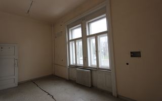 Imobil pretabil cladire de birouri, clinica medicala - Central - Poză 20