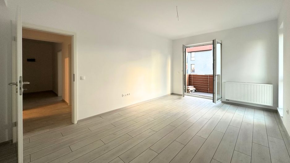 VÂNZARE APARTAMENT 2,5 CAMERE  NOU NELOCUIT - Poză 1