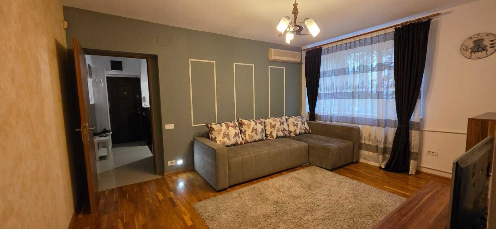 Apartament 3 camere de inchiriat - Poză 1