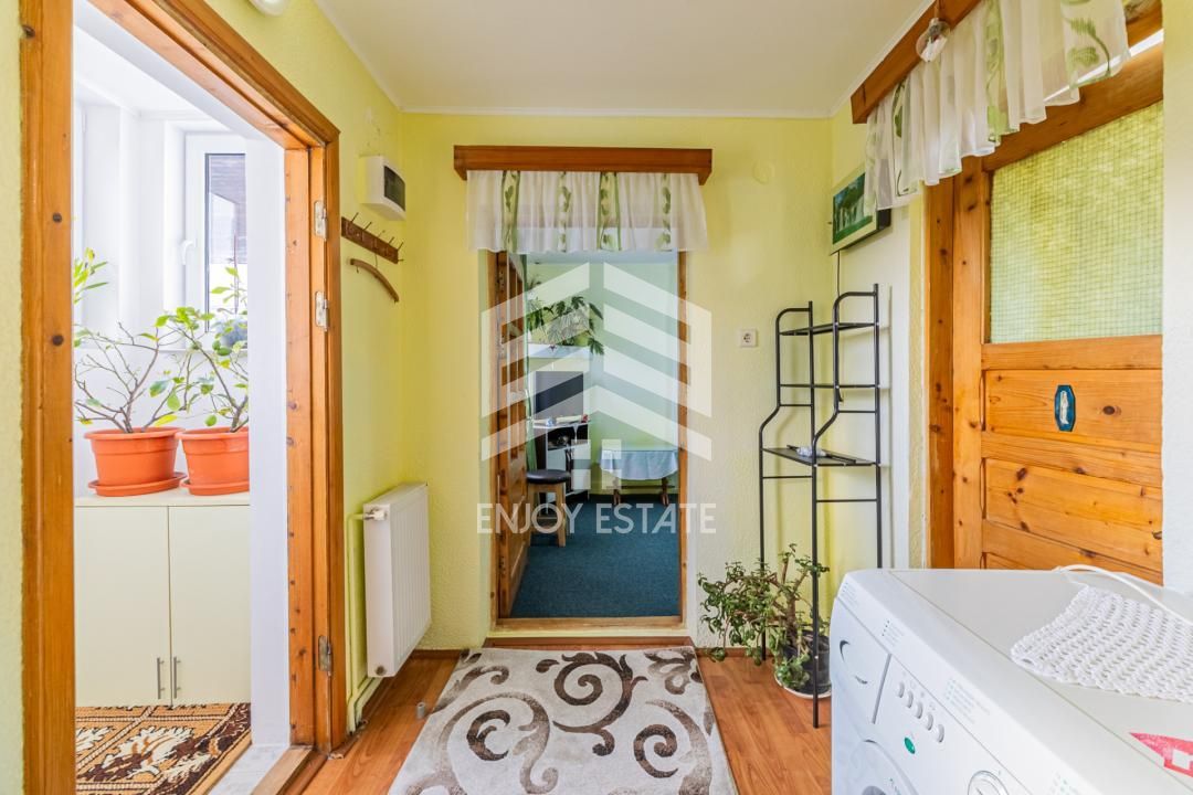 Casă individuală, vedere către Bucegi, la 300 m de Centru, Gară sau Cantacuzino - Poză 17