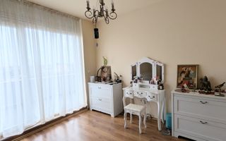 Apartament spatios 100 mp cu lift si 50 mp de terase - Poză 35