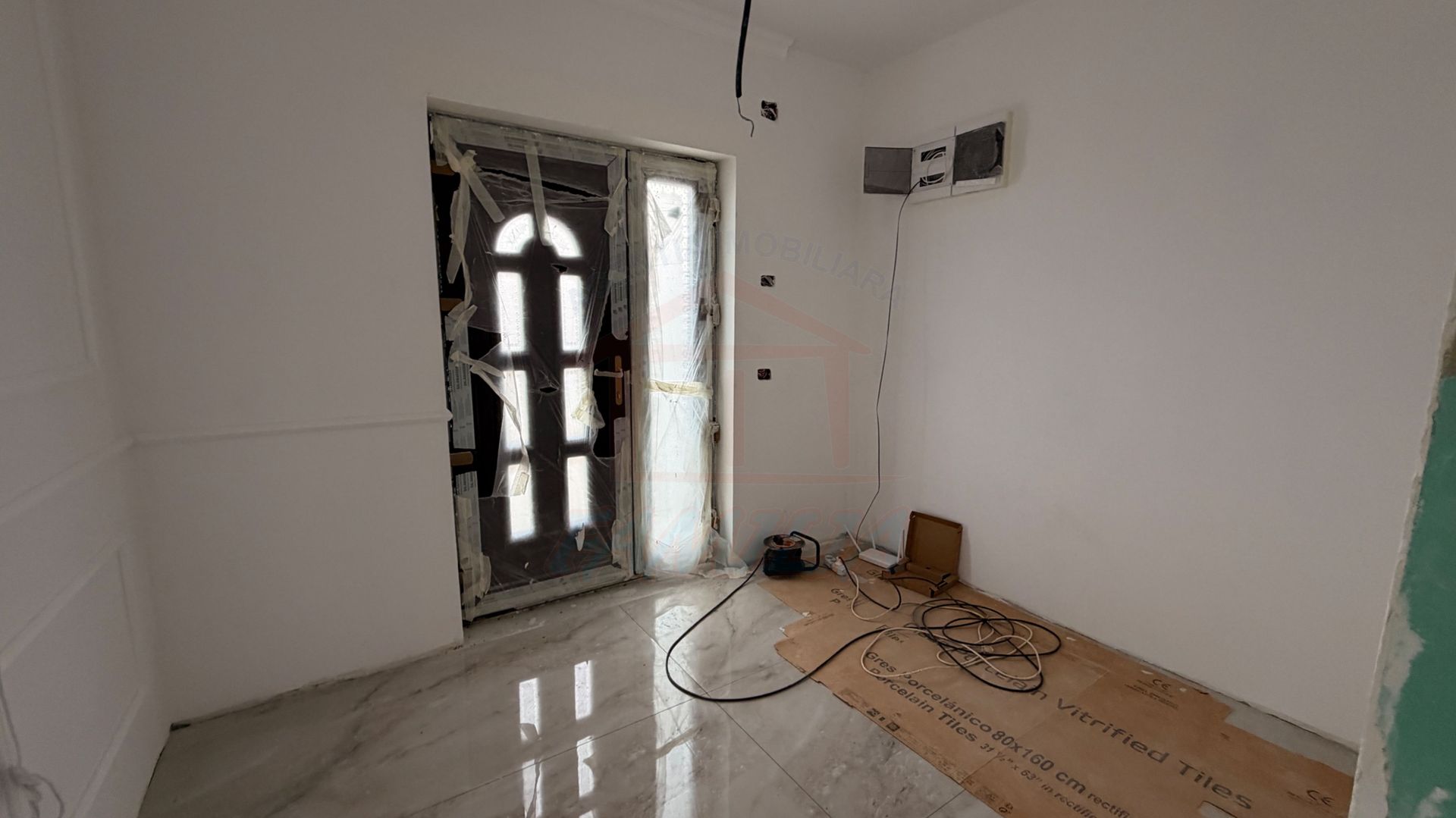 De vanzare casa la intrare in Vanatori, 165.000€ - Poză 3