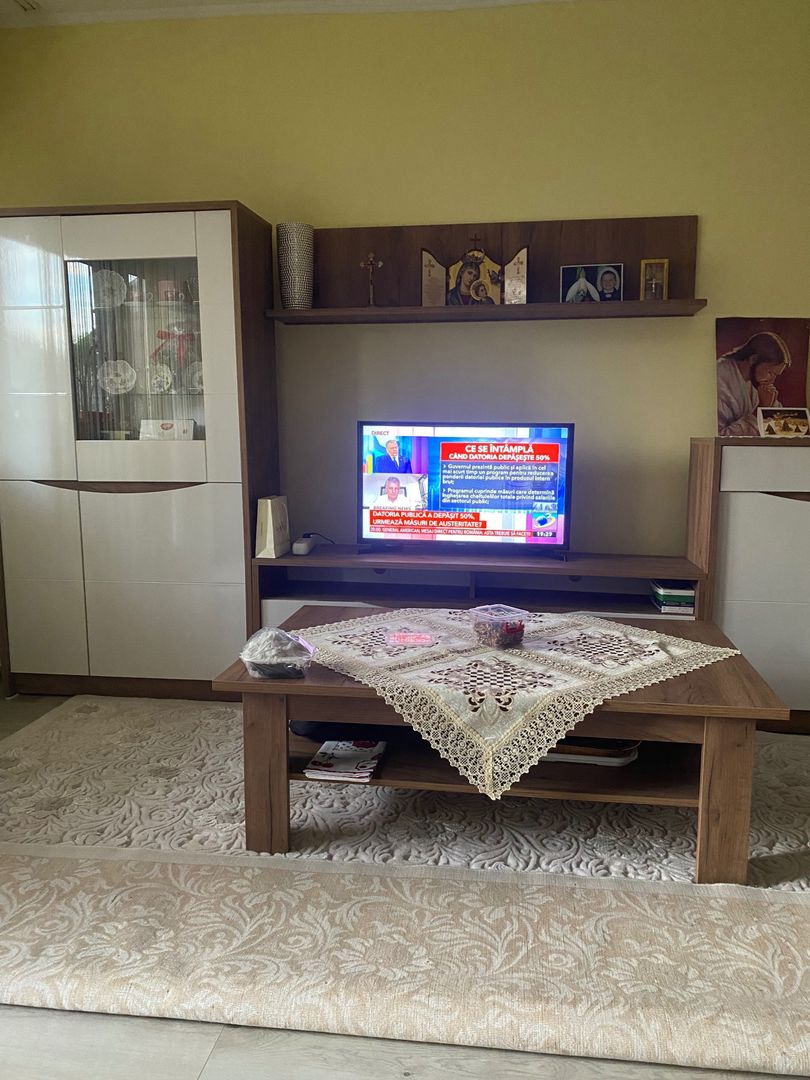 BRASADAS vinde ap 2 cam etaj 1/4 in Carpati 2. - Poză 2