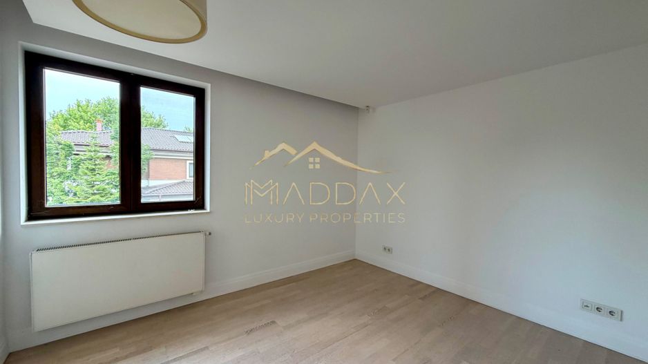 Vila cu 9 camere *900 teren* & piscina privata // Pipera - Poză 21