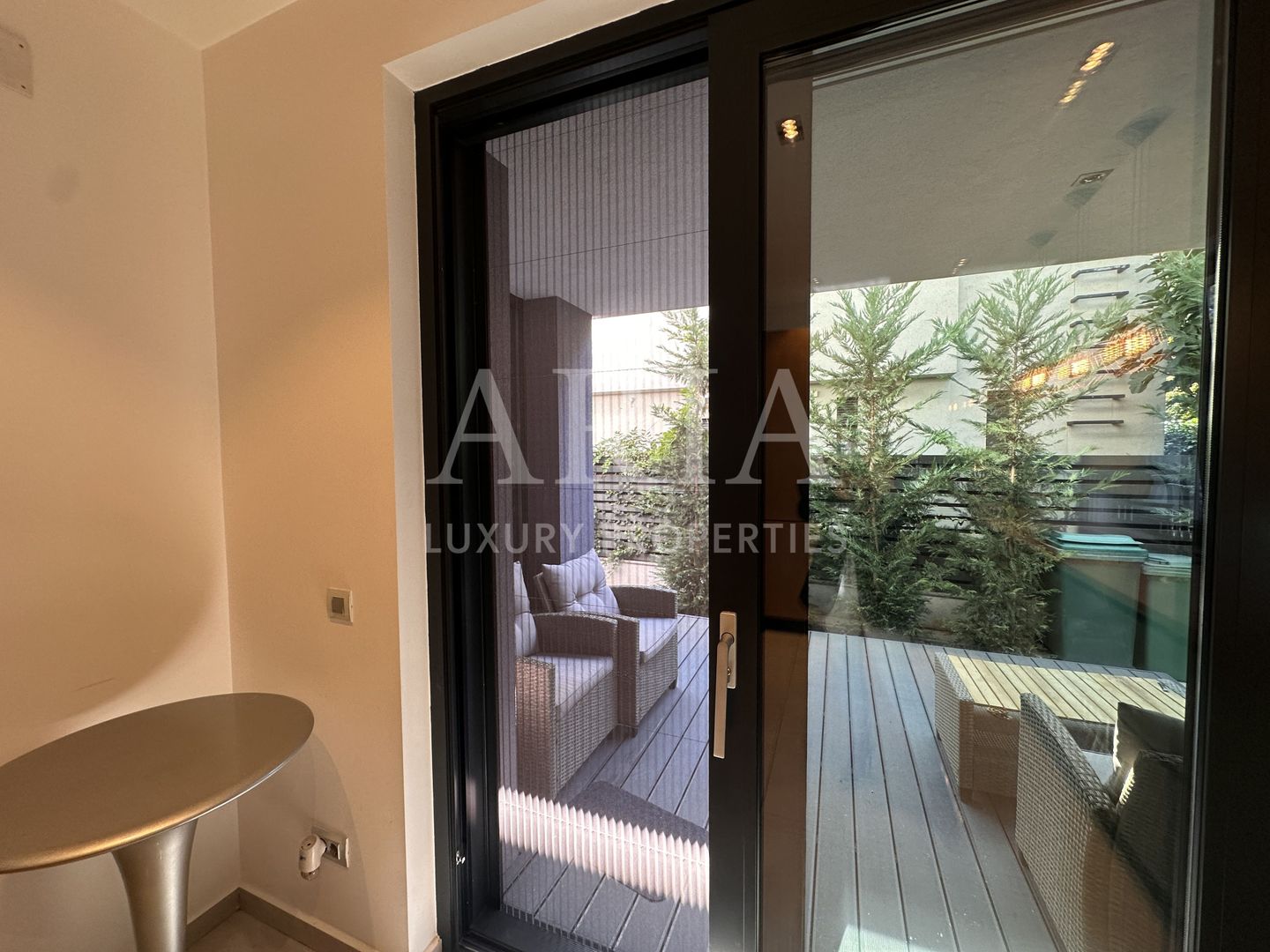 Vila moderna Jolie Ville - Iancu Nicolae - Pipera - Poză 3