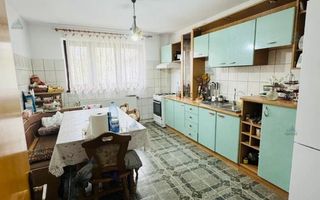 De vânzare – casă situată pe strada Nicolae Iorga - Poză 8