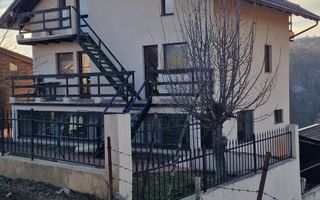 Refugiu în Inima Munților I Casa in Moeciu I Bran - Poză 8