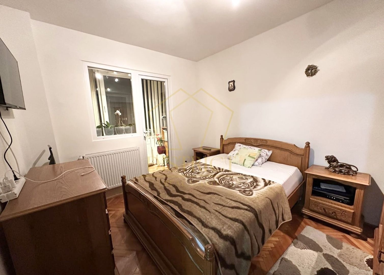 Apartament deosebit cu 3 camere | Zona Dacia - Poză 3