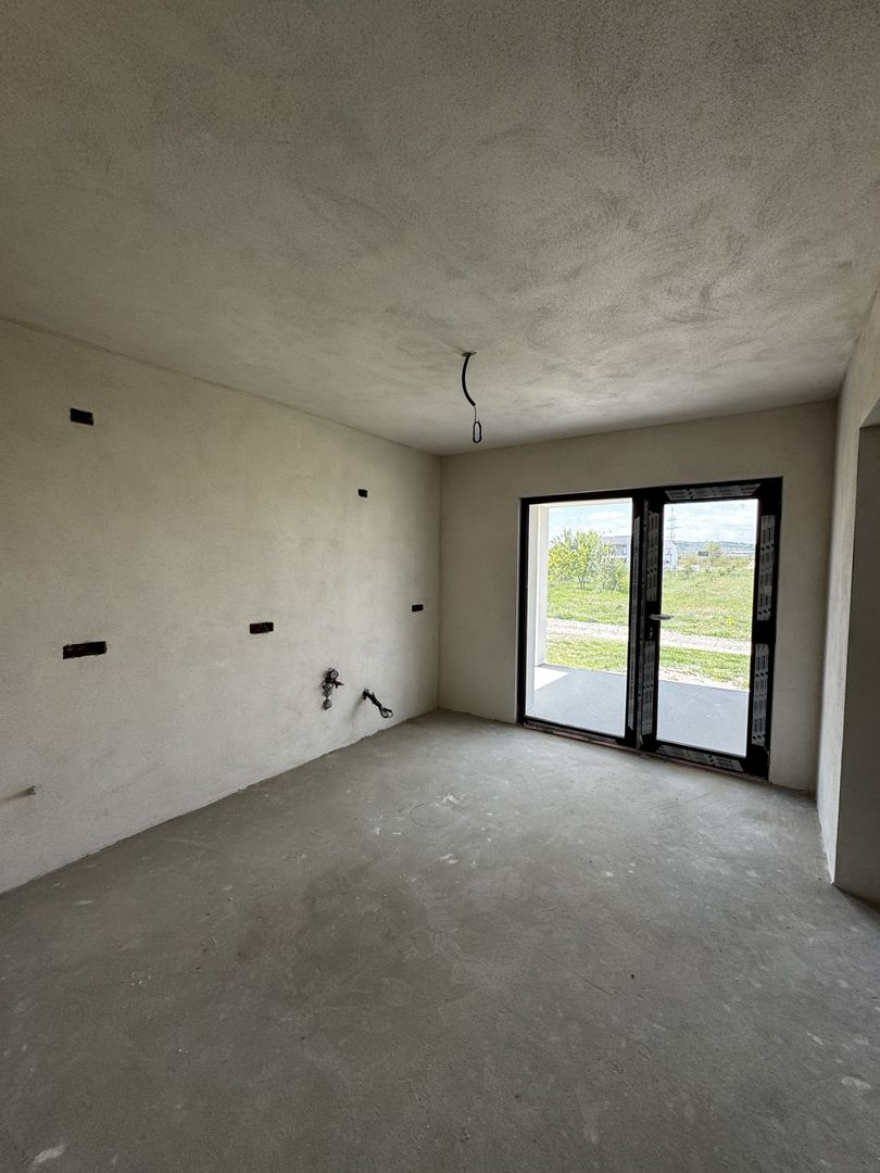 Casa in proces de finisaj de vânzare in Sebeș - Poză 9