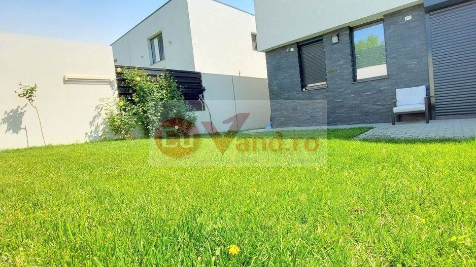 De vânzare casă premium tip duplex,  vedere spre Lacul Brates - Poză 9